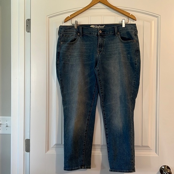 Old Navy Boyfriend Jeans Size 14 - Picture 1 of 10